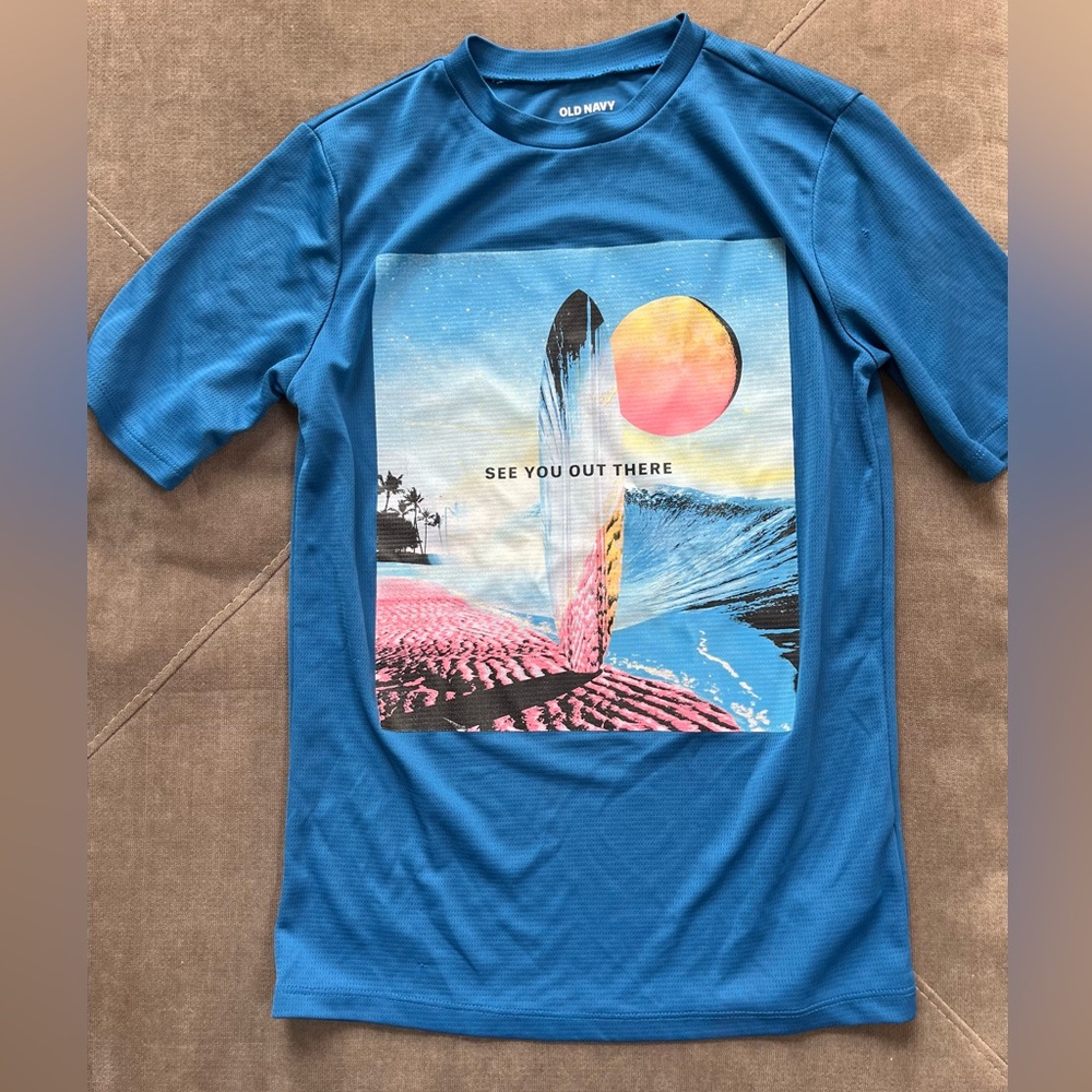 Old Navy Surf Graphic Tee in Blue